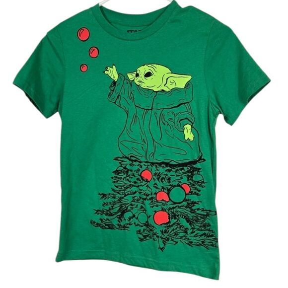 NWT Kids Star Wars Mandalorian Grogu Christmas Tree Ornaments T-Shirt Flocked - Picture 1 of 6
